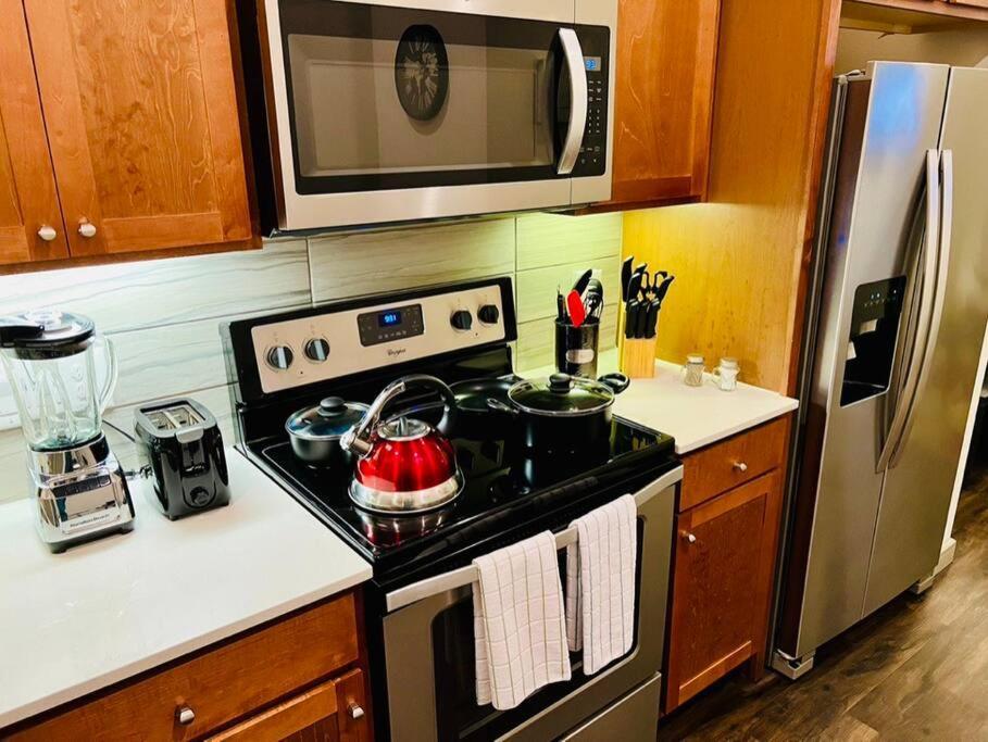 Apto 1 Bed - Kitchen - Free Parking Daire Houston Dış mekan fotoğraf