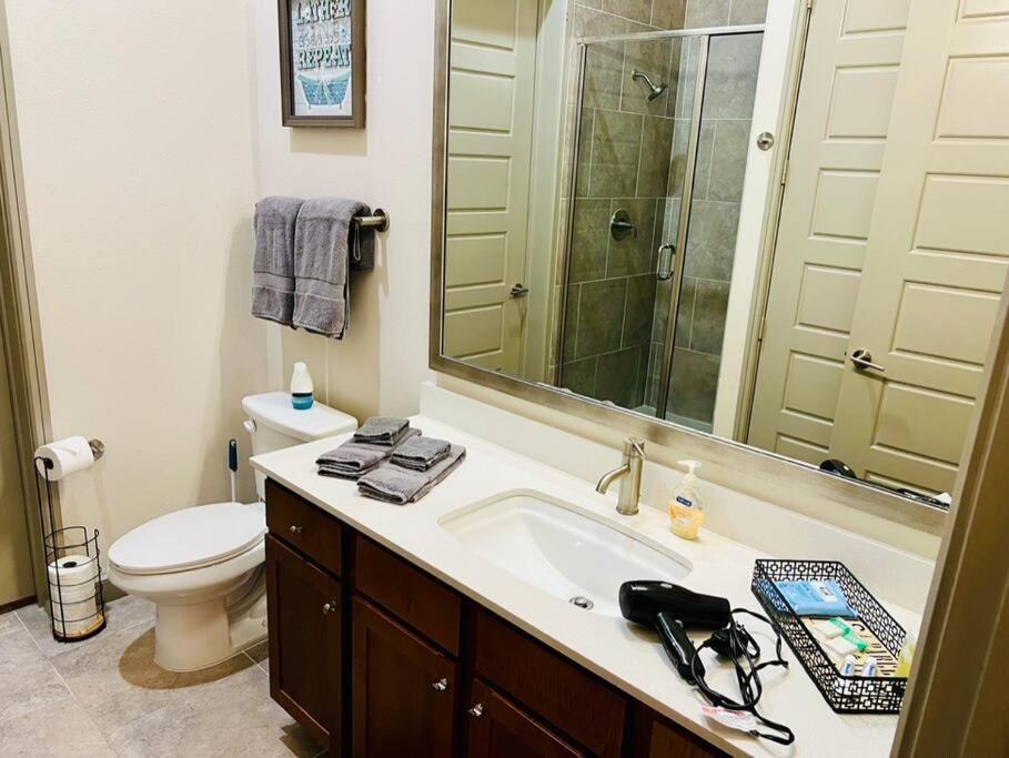 Apto 1 Bed - Kitchen - Free Parking Daire Houston Dış mekan fotoğraf
